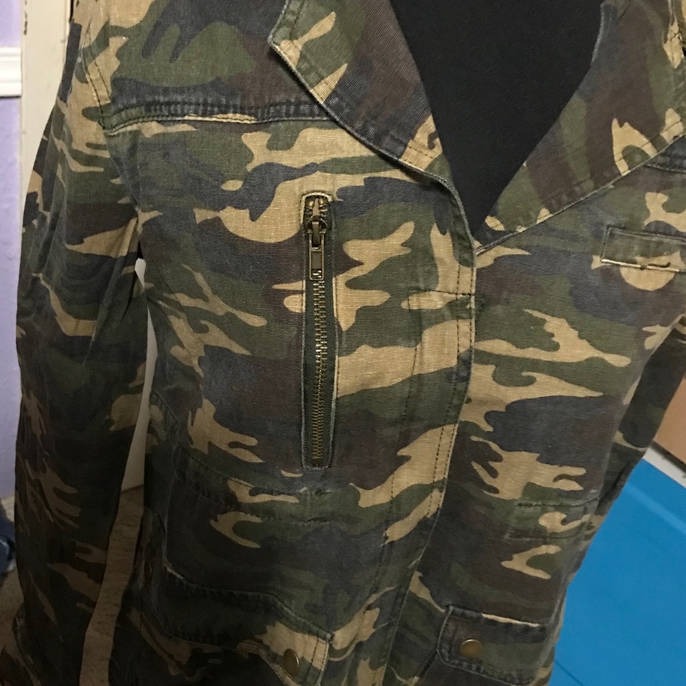 FINAL PRICE Camouflage Utility Jacket Jean Jacket - Picture 7 of 7